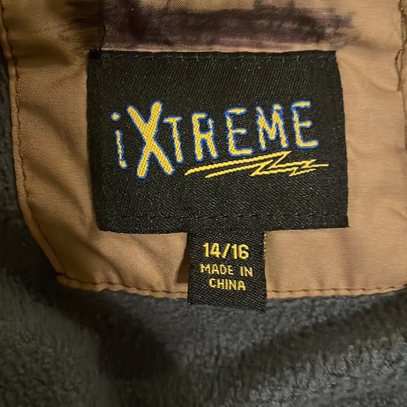 Boys coat - Picture 4 of 7